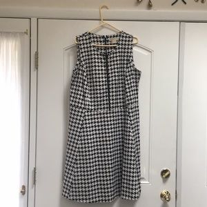 Beautiful Michael Kors Houndstooth dress!